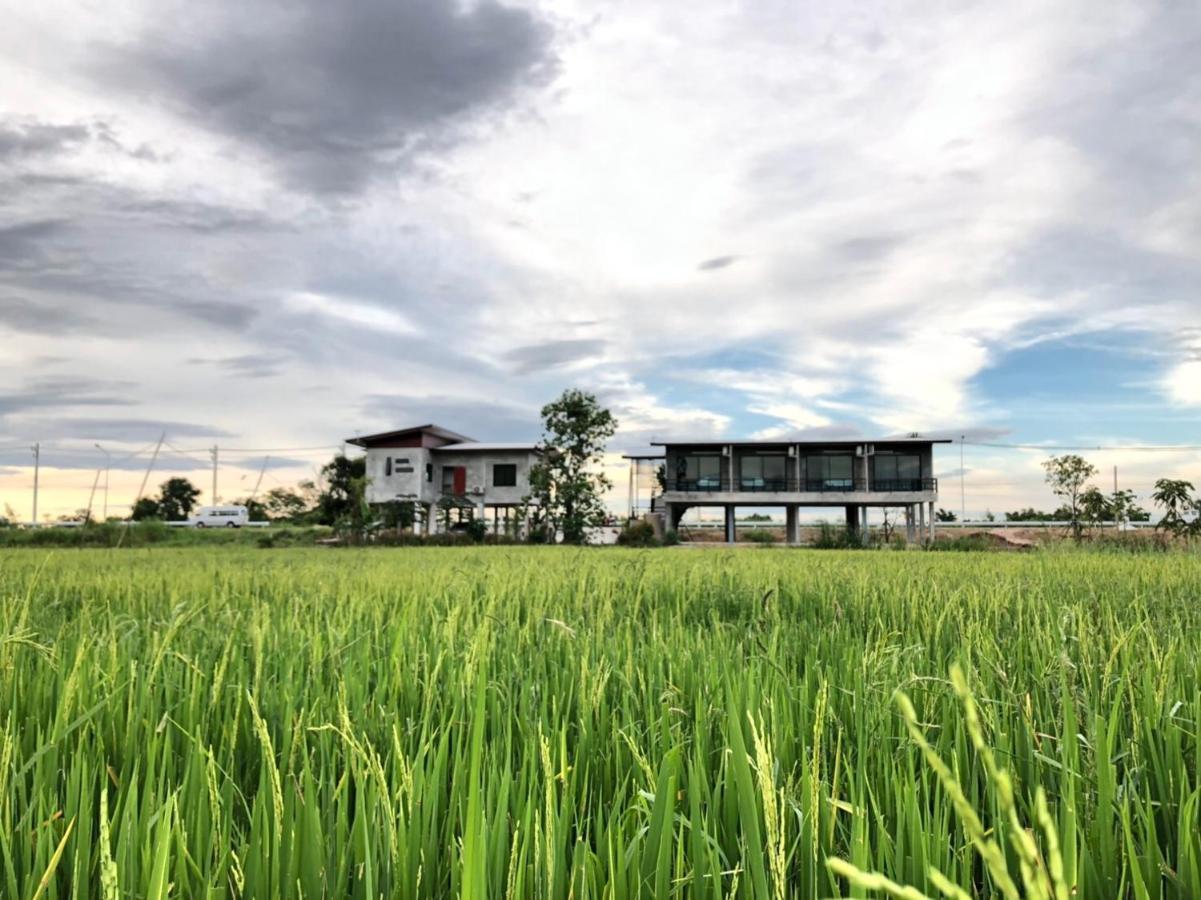 Ban Suweena Uthai Thani Eksteriør bilde